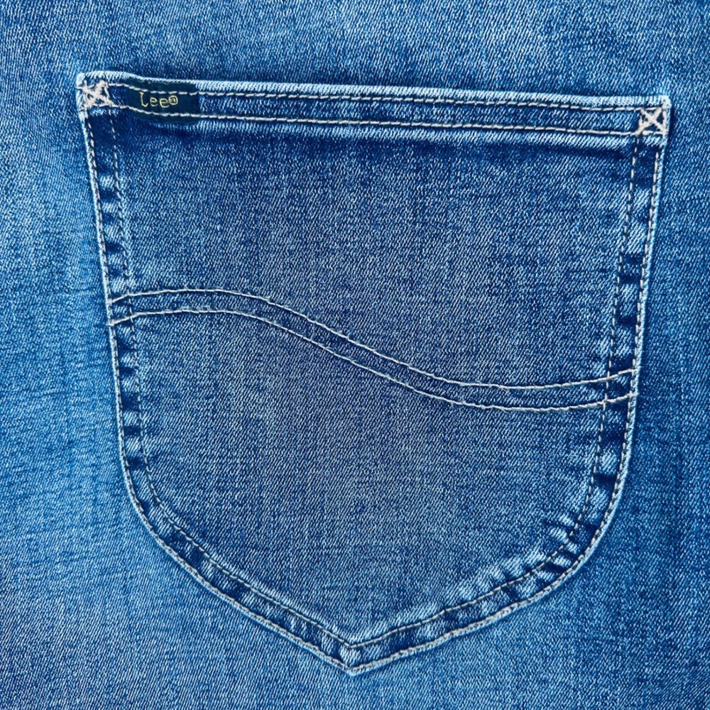 Lee Extreme Motion MVP Straight Fit Tapered Leg Blue Jeans Men's 46x32 LTCH58811 - Picture 6 of 11